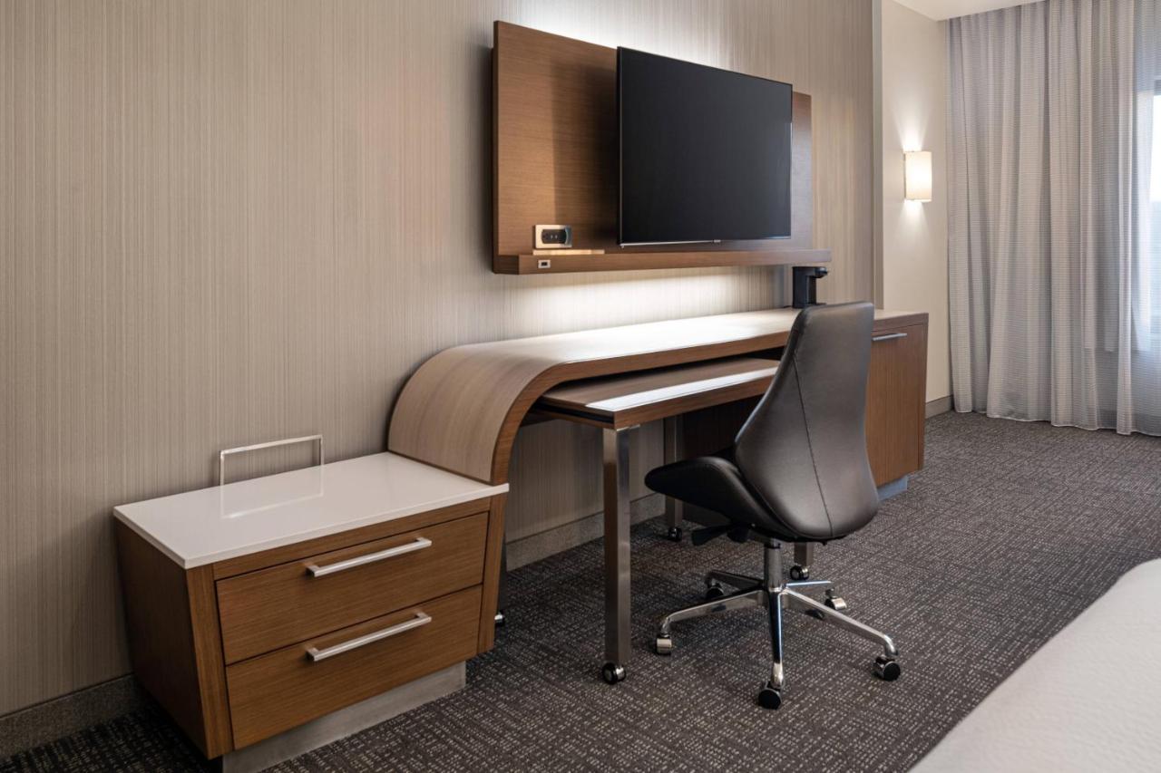 Courtyard By Marriott Petaluma Sonoma County 호텔 외부 사진