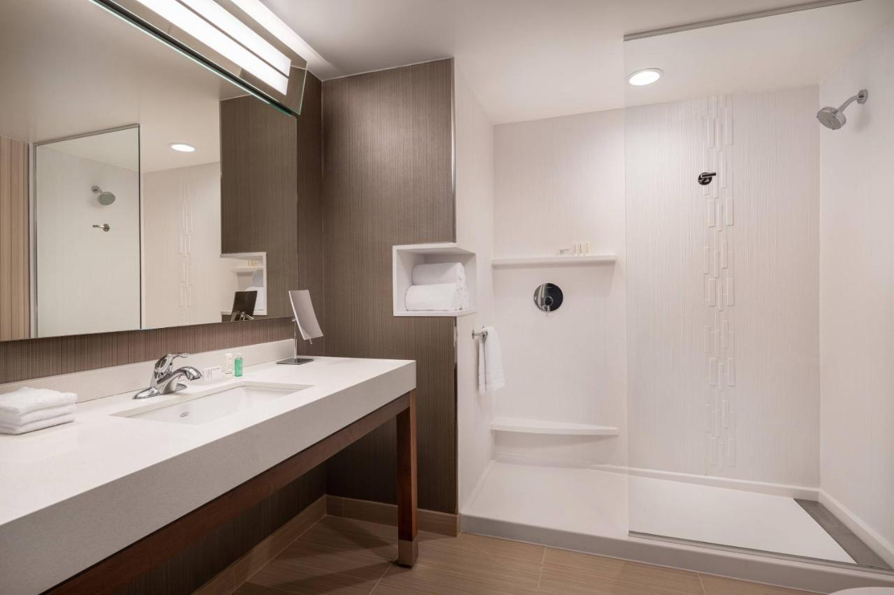 Courtyard By Marriott Petaluma Sonoma County 호텔 외부 사진