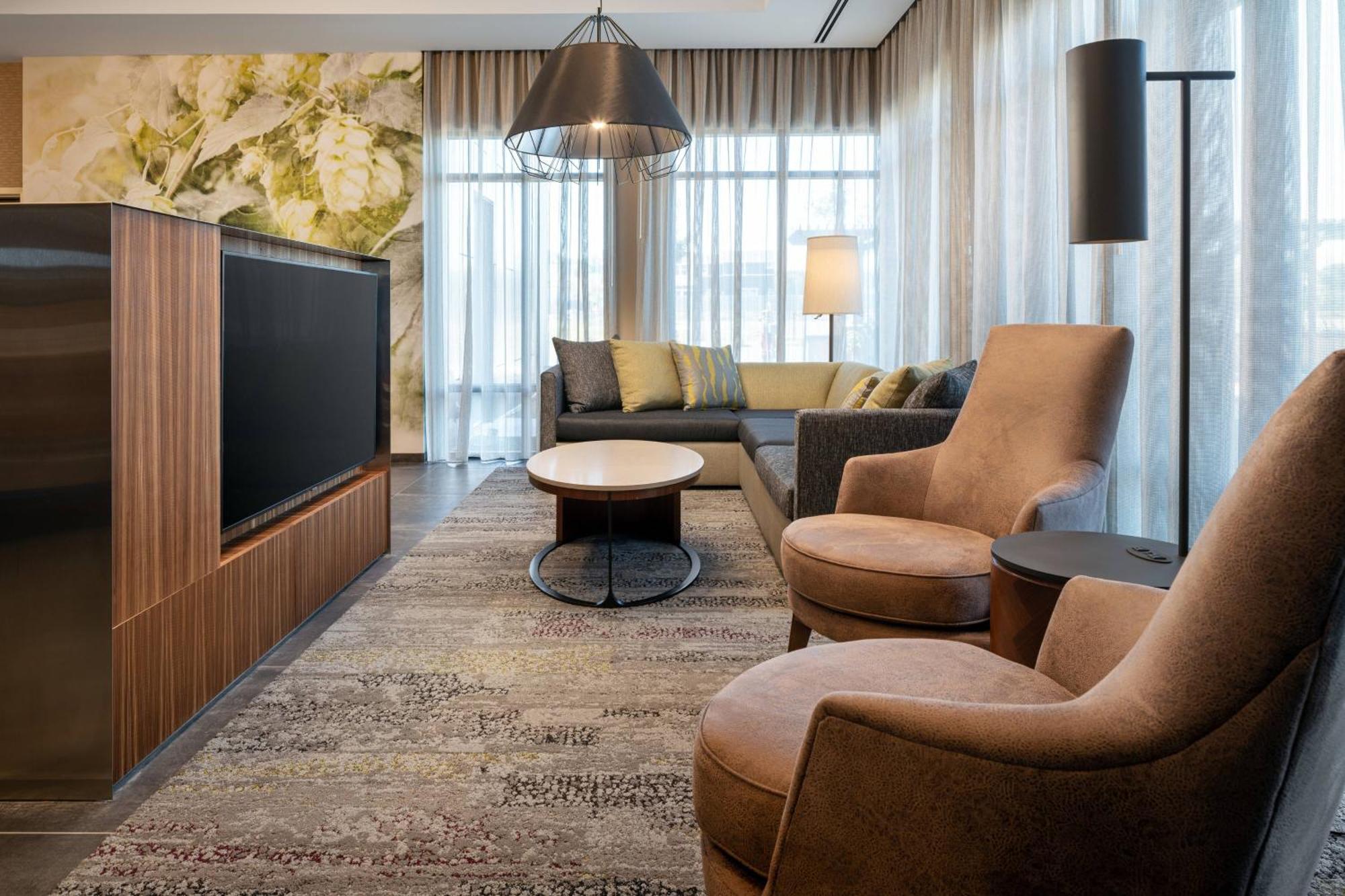 Courtyard By Marriott Petaluma Sonoma County 호텔 외부 사진
